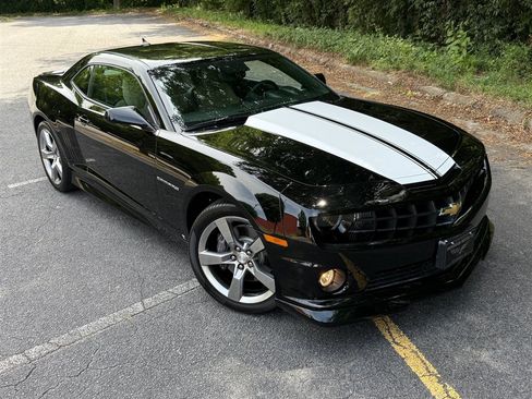 Used 2010 Chevrolet Camaro SS RWD image 31