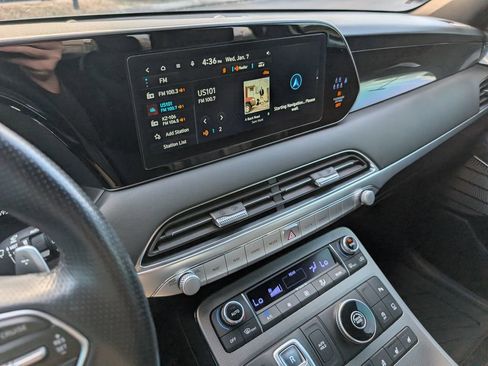 Used 2022 Hyundai Palisade Calligraphy image 22