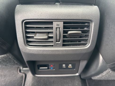 Certified 2022 Nissan Rogue SL w/ SL Premium Package image 17