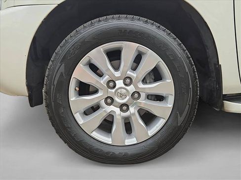 Used 2016 Toyota Sequoia Platinum AWD/4WD image 27