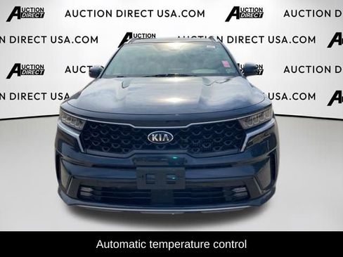 Used 2021 Kia Sorento EX image 2
