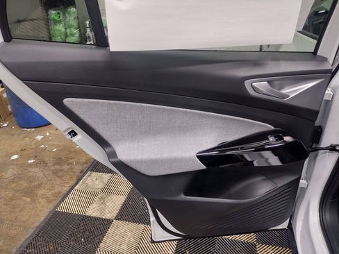 New 2026 Volkswagen ID.4 Pro image 26