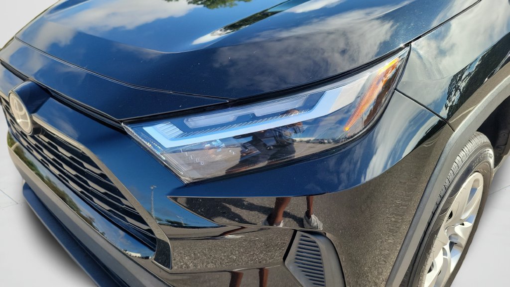Certified 2023 Toyota RAV4 LE AWD/4WD image 24