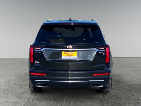 Used 2024 Cadillac XT6 Premium Luxury FWD image 4