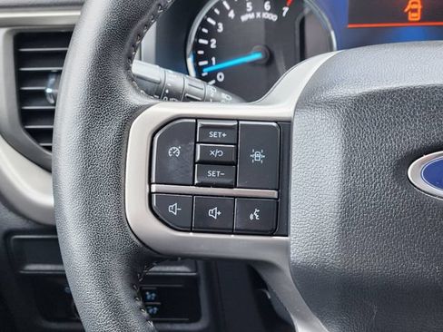 Used 2024 Ford Expedition XLT RWD image 28