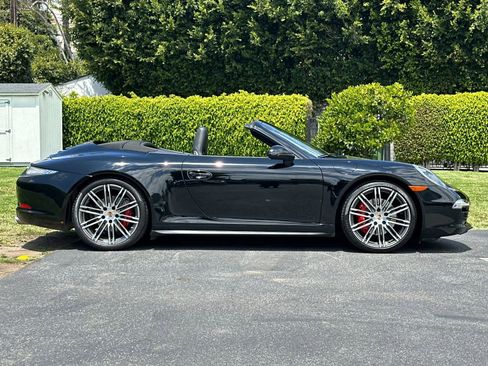 Certified 2015 Porsche 911 Carrera 4S AWD/4WD image 8