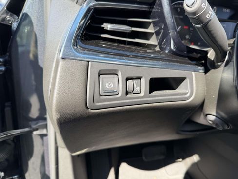 Certified 2020 Cadillac XT6 Premium Luxury FWD image 23