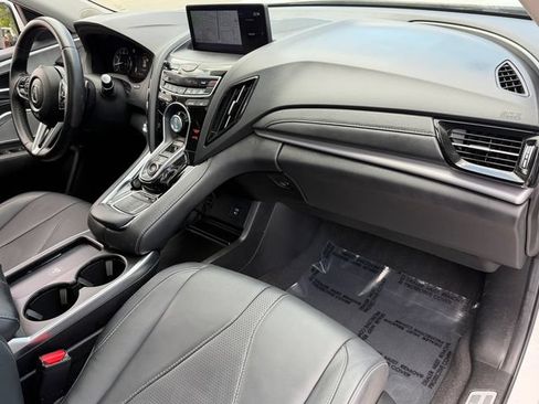 Certified 2025 Acura RDX SH-AWD w/ Technology Package image 19
