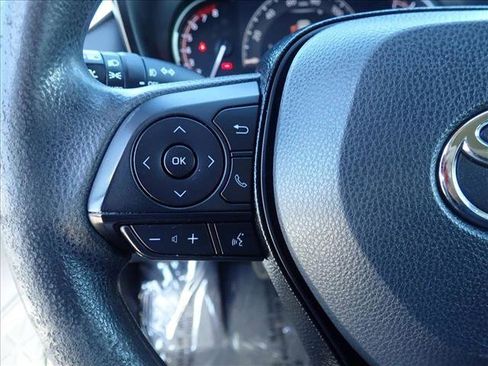 Used 2019 Toyota RAV4 Adventure image 16