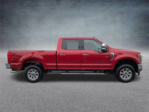 Used 2019 Ford F250 Lariat w/ Chrome Package image 3