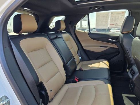 Used 2022 Chevrolet Equinox Premier AWD/4WD image 15