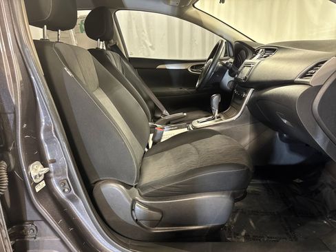 Used 2015 Nissan Sentra SV w/ Navigation Package image 28