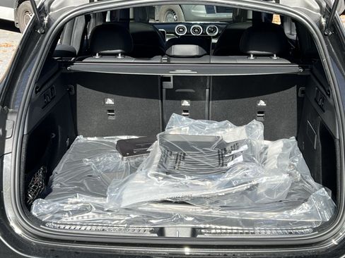 New 2026 Mercedes-Benz GLC 300 4MATIC image 23