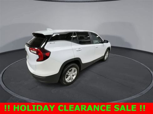 Used 2023 GMC Terrain SLE image 8