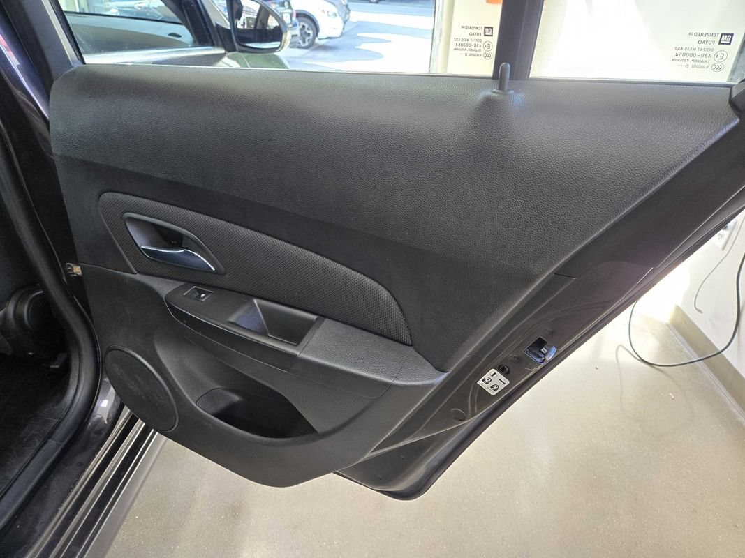 Used 2016 Chevrolet Cruze LT FWD image 22