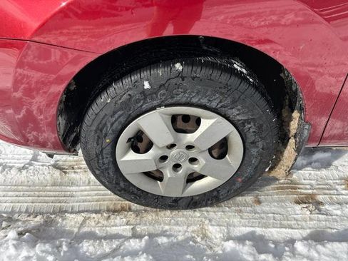 Used 2013 Nissan Rogue S image 27