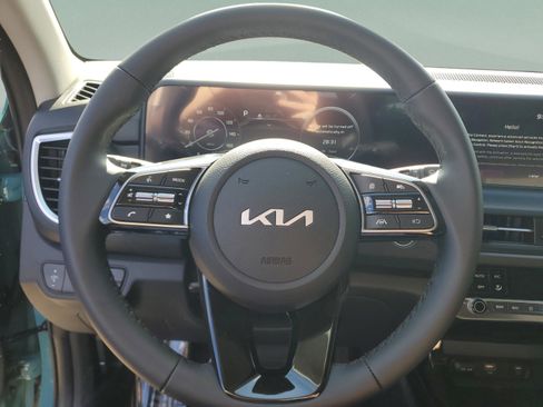 New 2026 Kia Seltos EX FWD image 17