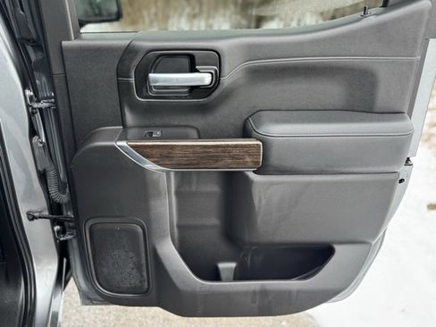 Used 2021 GMC Sierra 1500 Elevation w/ Preferred Package image 14