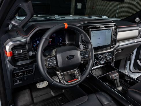 Used 2025 Ford F150 Raptor image 17