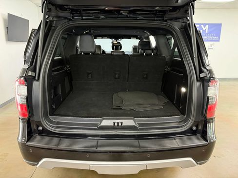 Used 2019 Ford Expedition Max Limited AWD/4WD image 9