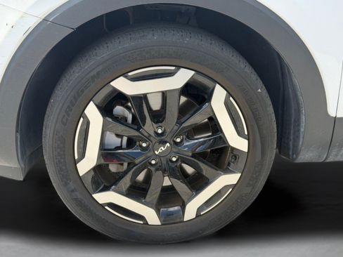 Certified 2023 Kia Telluride S FWD image 24