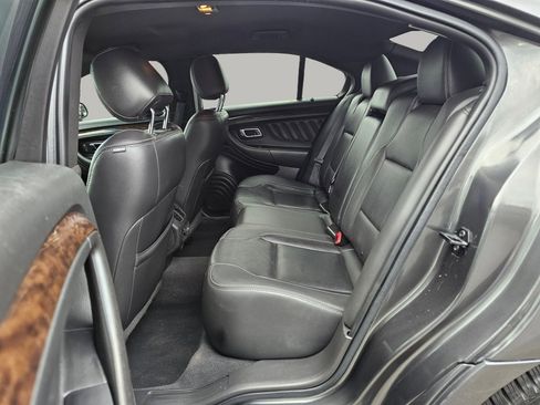 Used 2019 Ford Taurus Limited image 20