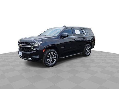 Certified 2023 Chevrolet Tahoe LS w/ Driver Alert Package image 4