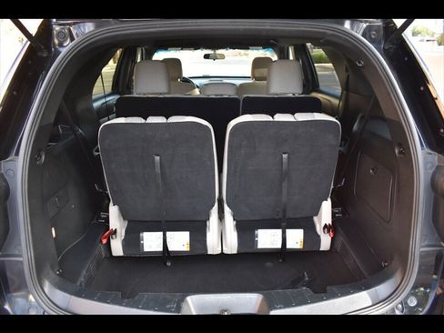 Used 2018 Ford Explorer FWD image 25