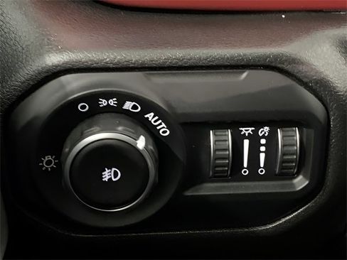 Certified 2021 Jeep Wrangler Unlimited Rubicon image 35