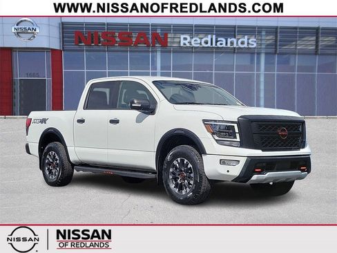 Used 2023 Nissan Titan PRO-4X w/ Pro-4x Convenience Package image 1
