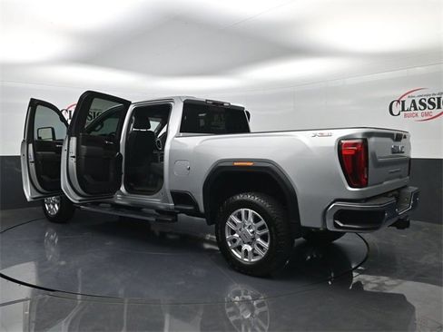 Used 2023 GMC Sierra 2500 SLT w/ SLT Premium Package image 36