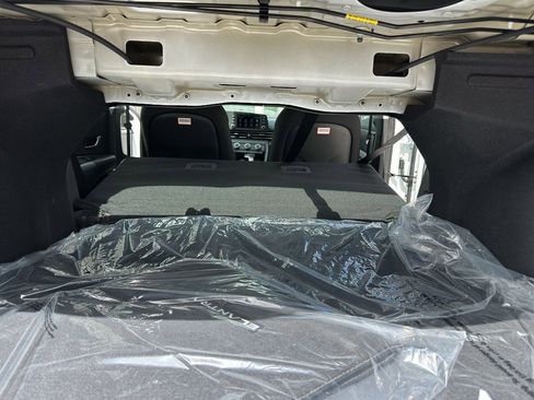 New 2026 Hyundai Elantra SE image 32