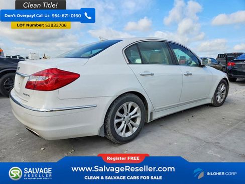 Used 2013 Hyundai Genesis 3.8 RWD image 4