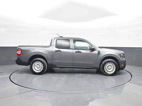 Used 2025 Ford Maverick XL w/ Equipment Group 102A image 9