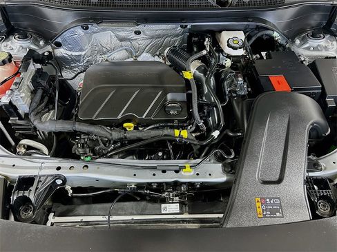 Used 2025 Chevrolet Trax RS w/ Driver Confidence Package image 26