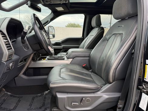 Used 2022 Ford F350 Platinum w/ FX4 Off-Road Package image 19