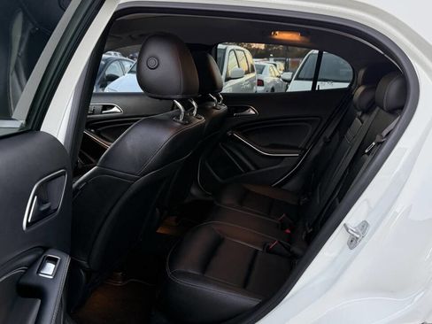 Used 2015 Mercedes-Benz GLA 250 GLA 250 4dr SUV image 13