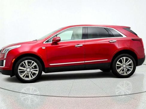Used 2025 Cadillac XT5 Premium Luxury w/ Technology Package FWD image 8