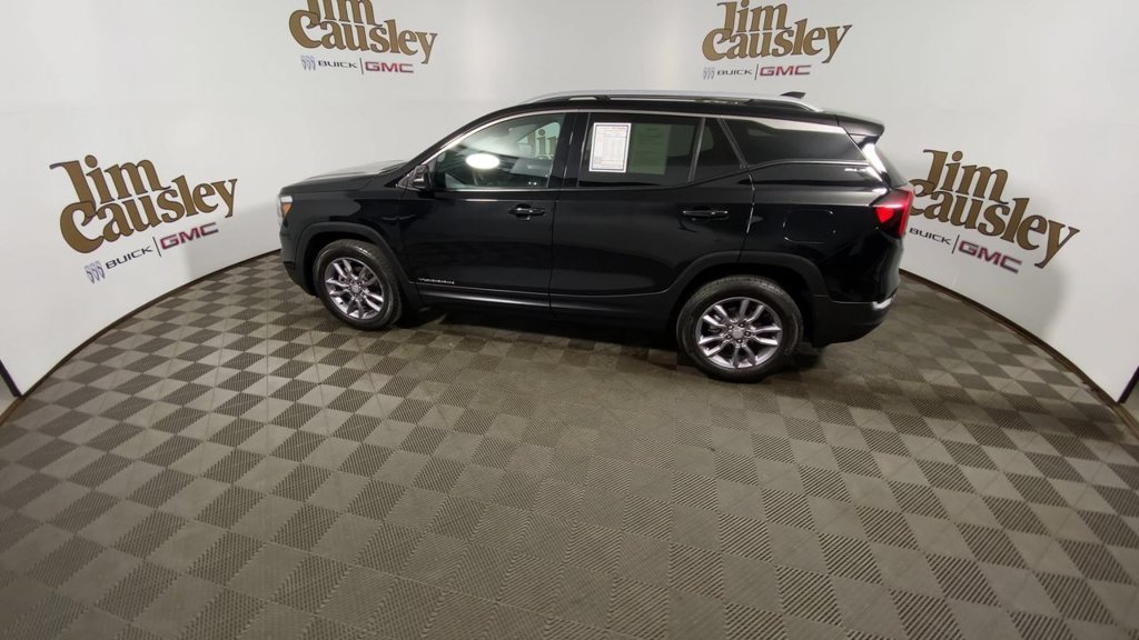 Certified 2023 GMC Terrain SLT w/ LPO, Floor Liner Package AWD/4WD image 5