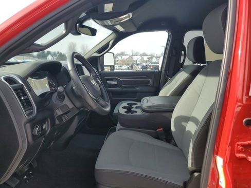 Used 2024 RAM 2500 Big Horn w/ Bed Utility Group image 5