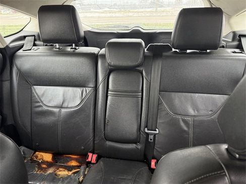 Used 2015 Ford Focus SE w/ Equipment Group 201A image 10