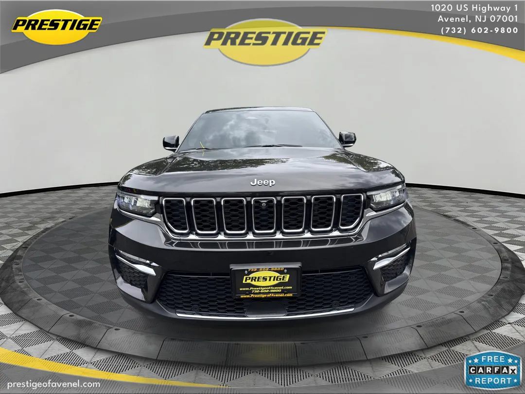 Used 2024 Jeep Grand Cherokee Limited 4xe w/ Luxury Tech Group II AWD/4WD image 2
