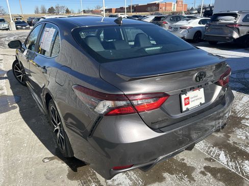 Certified 2023 Toyota Camry SE image 4