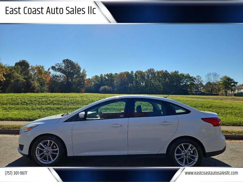 Used 2016 Ford Focus SE image 1