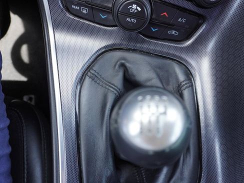 Used 2016 Dodge Challenger R/T Plus image 31