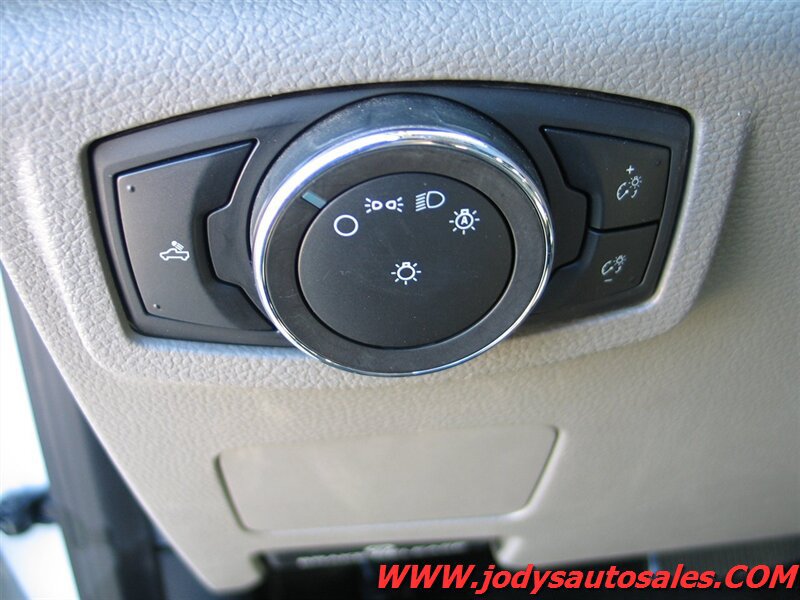 Used 2022 Ford F350 XL w/ Power Equipment Group AWD/4WD image 8