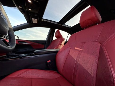 Used 2025 Toyota Camry XSE image 17