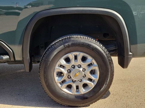 Used 2025 Chevrolet Silverado 2500 LT w/ Texas Edition AWD/4WD image 12