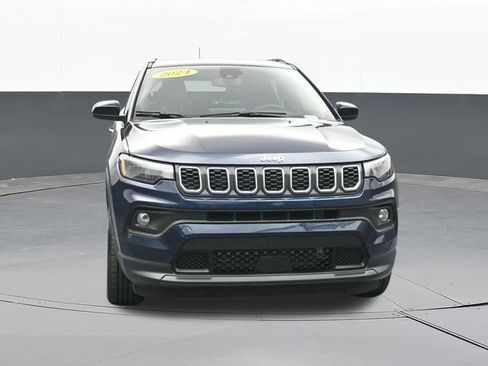 Used 2024 Jeep Compass Latitude AWD/4WD image 20