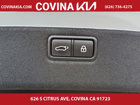 Used 2017 Genesis G80 5.0 Ultimate image 12